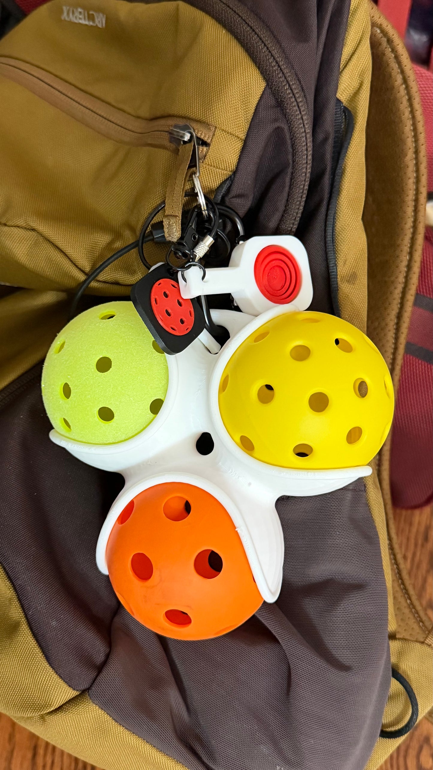 3-Ball Pickleball Holder
